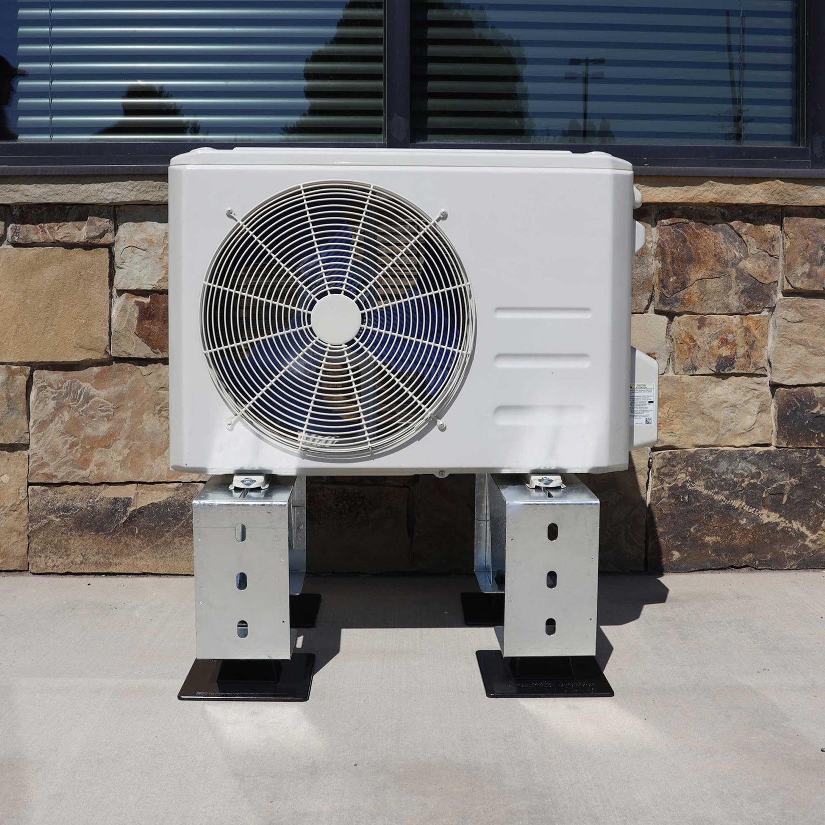 MMS-18 Mini Split Condenser Stand for rooftop – MIRO-CG Rooftop Supports